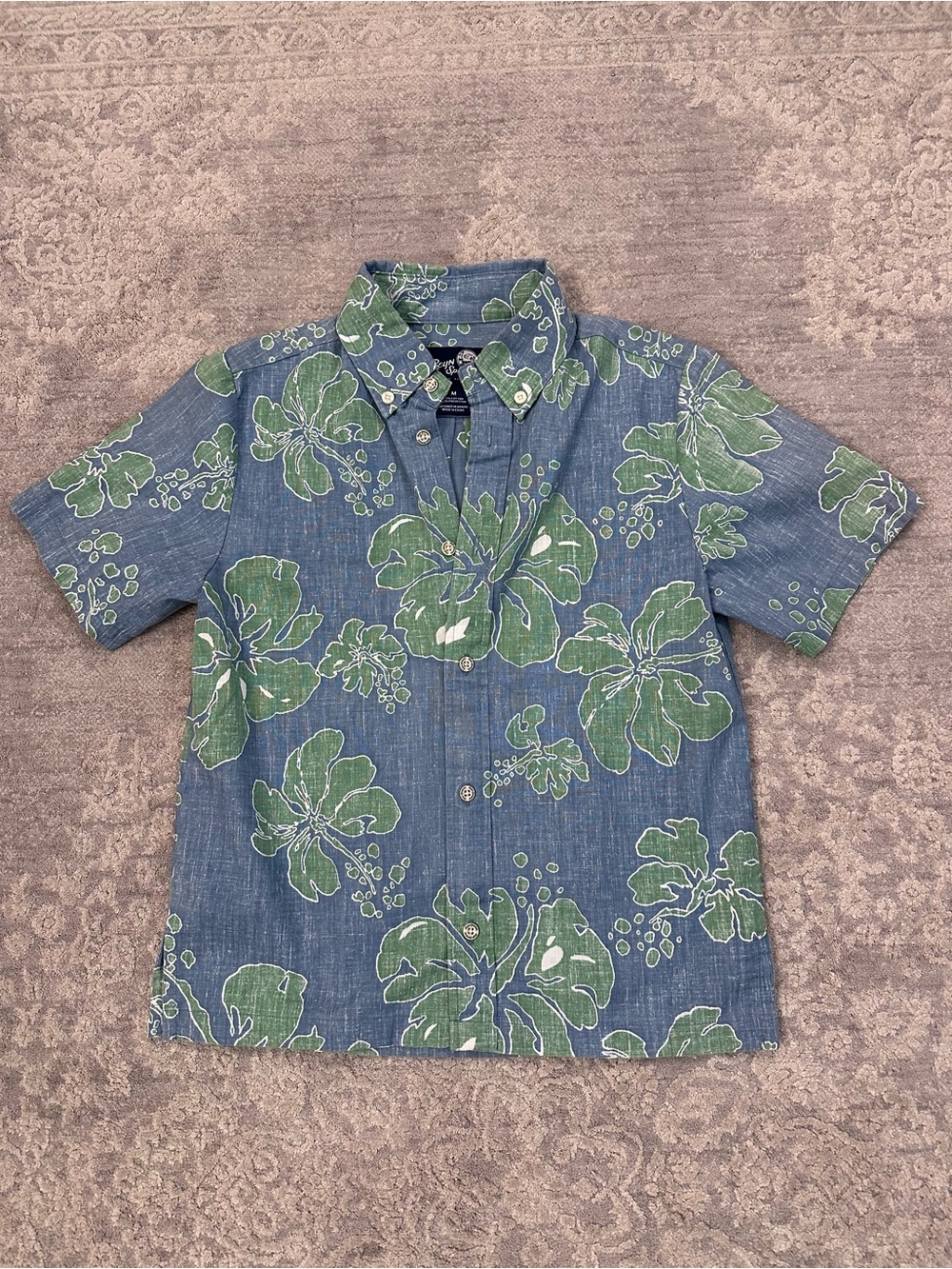 Boys Reyn Spooner shirt Size M
